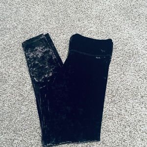 🌸Like New PINK Velvet Leggings